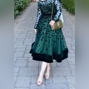 Elegant Green Floral dress